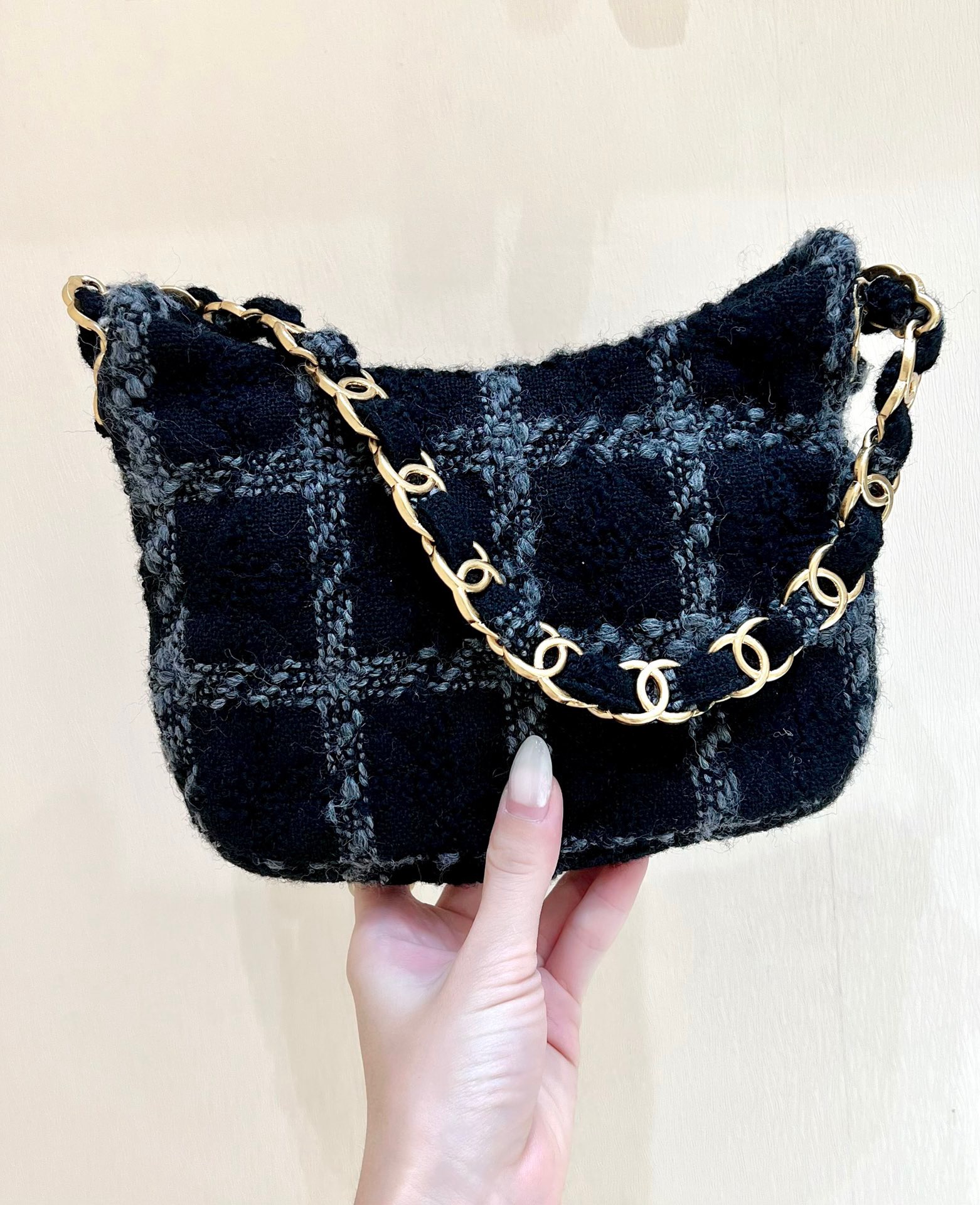 CC Hobo Tweed