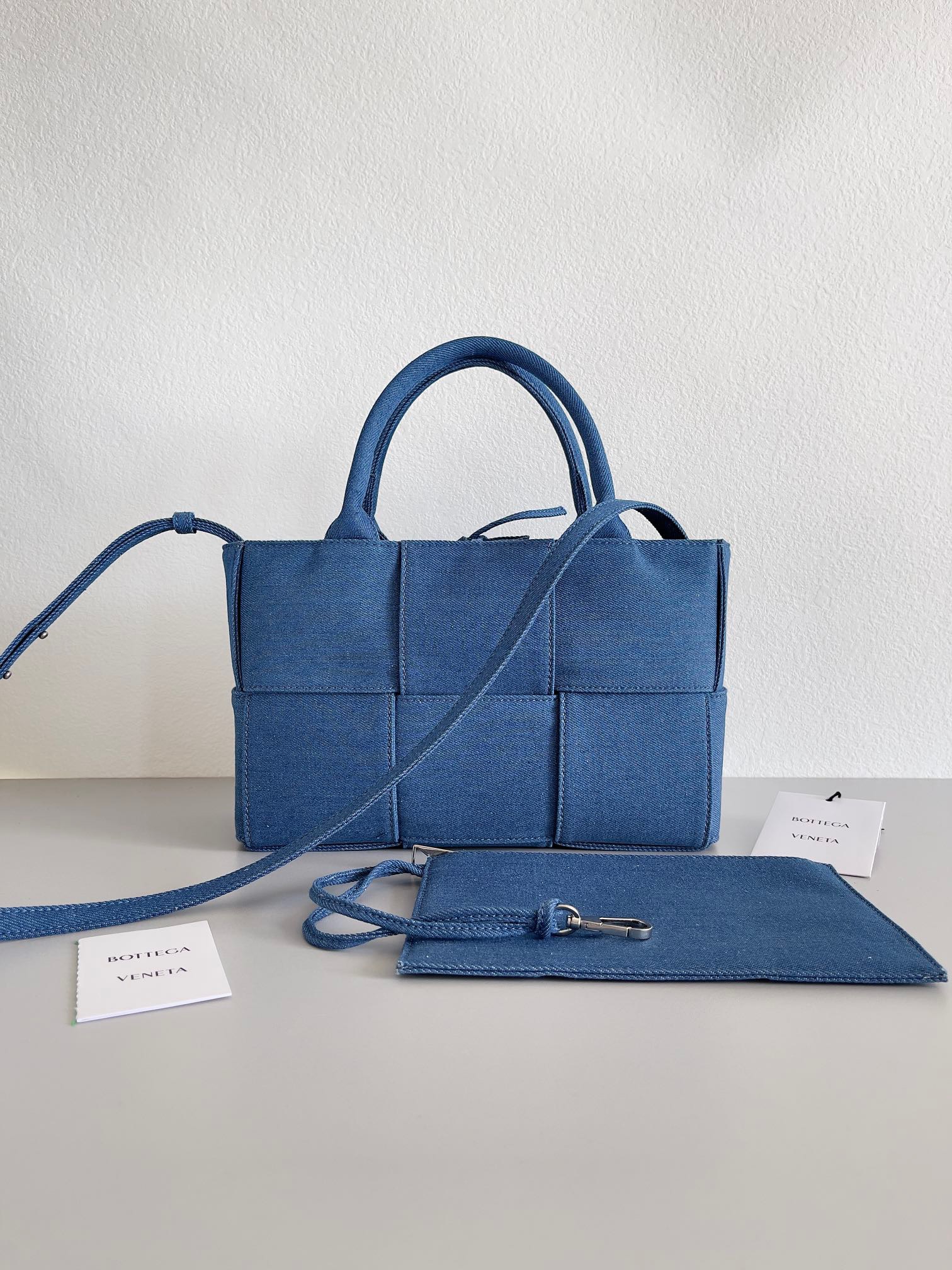 BV Tote