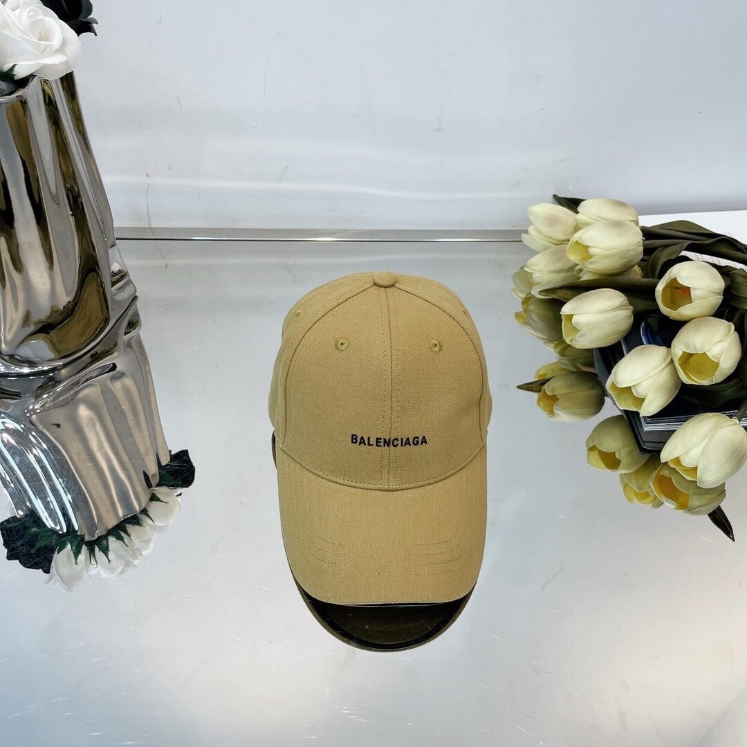 Caps