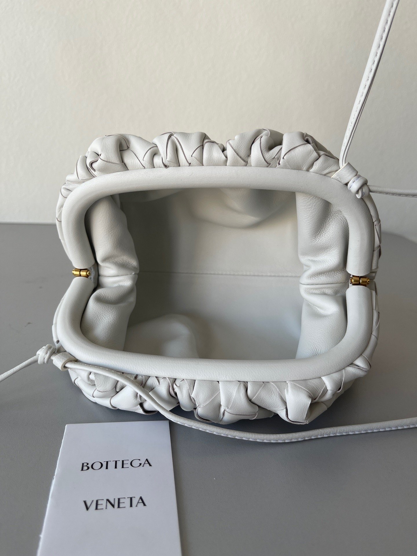 BV Pouch