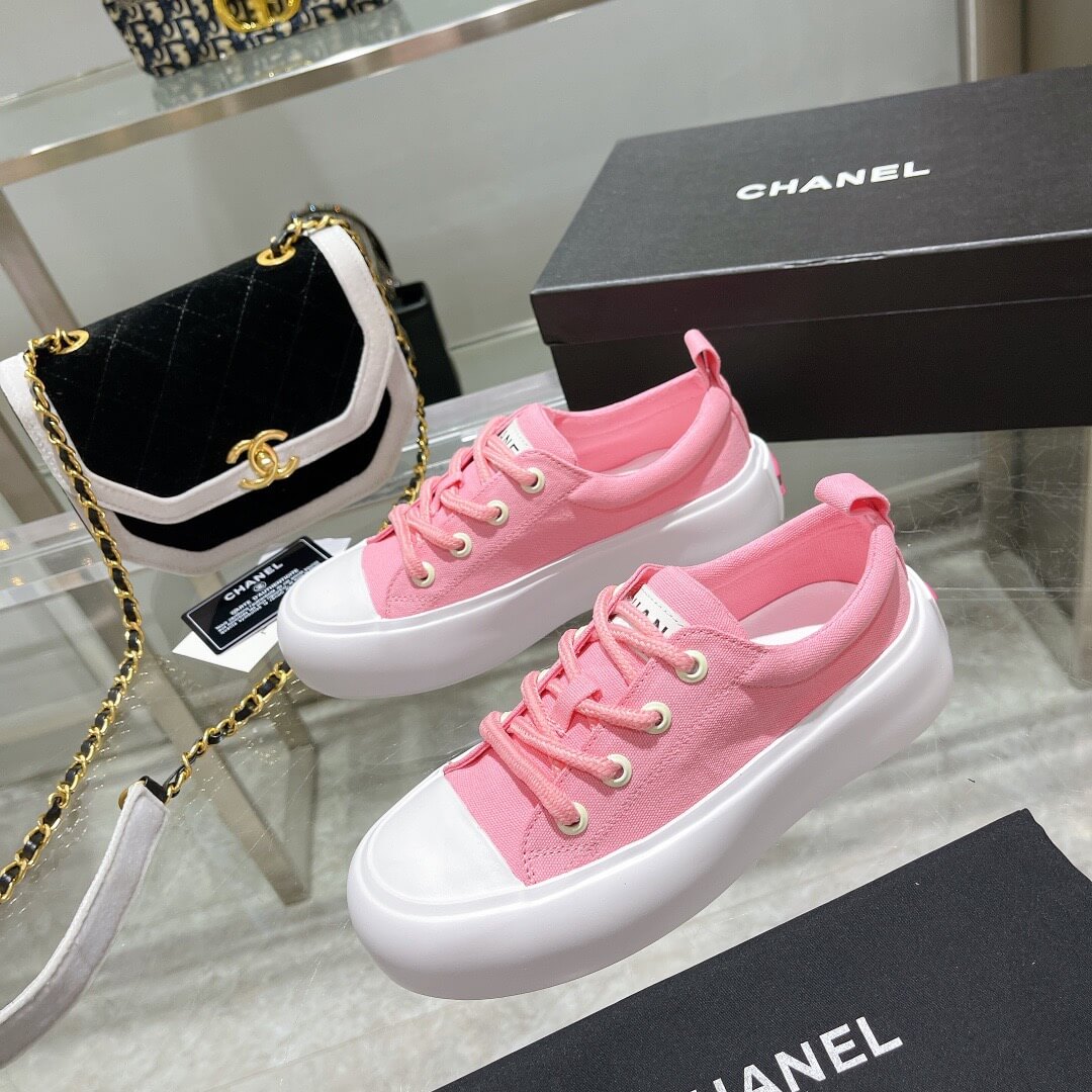 CC Sneakers