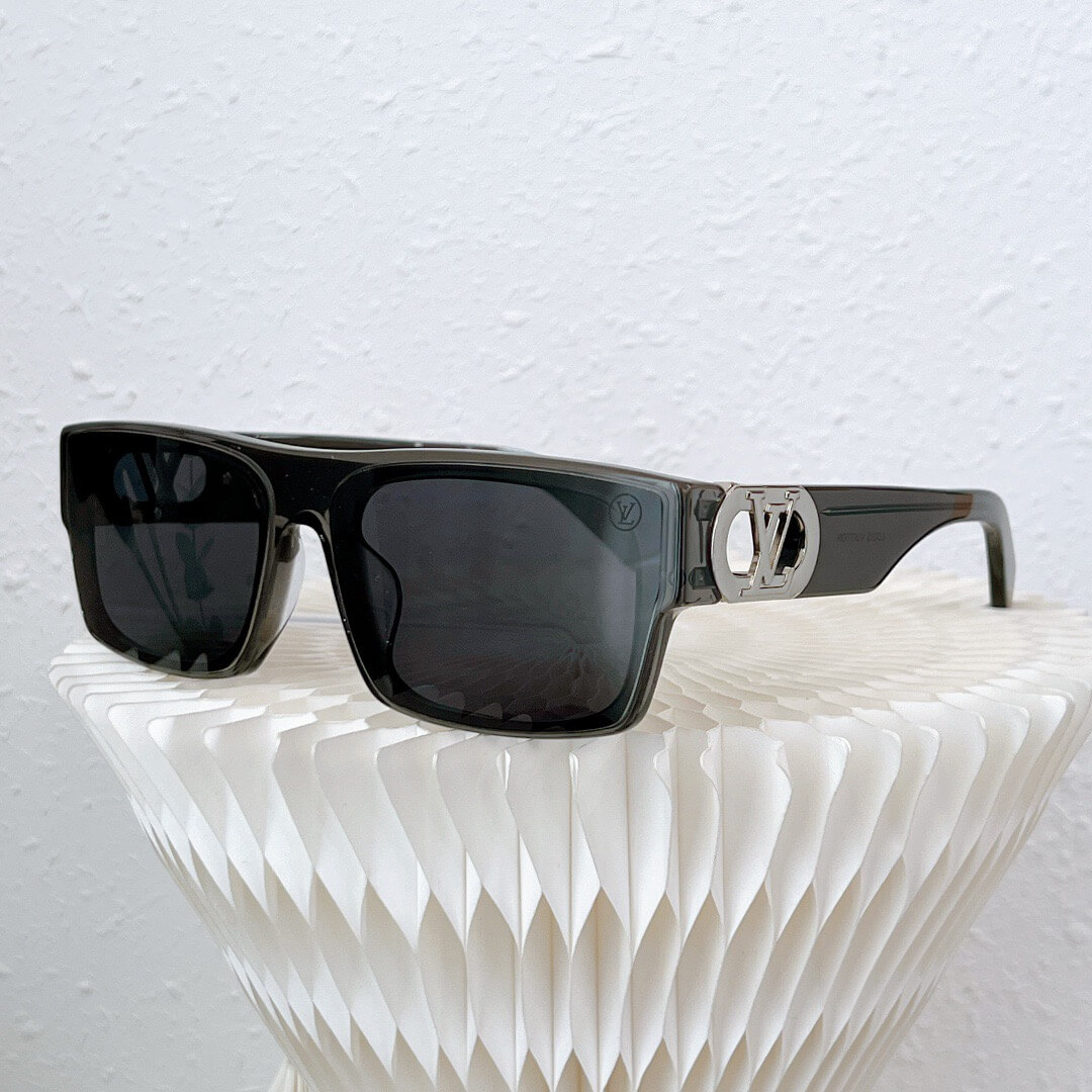 LOUIV Sunglasses