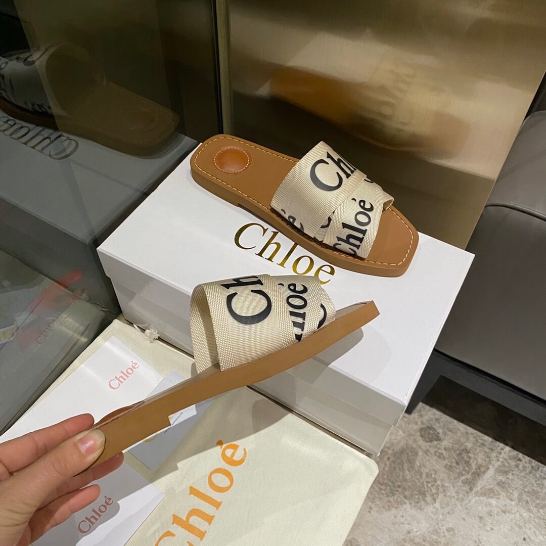 Chloe Slides