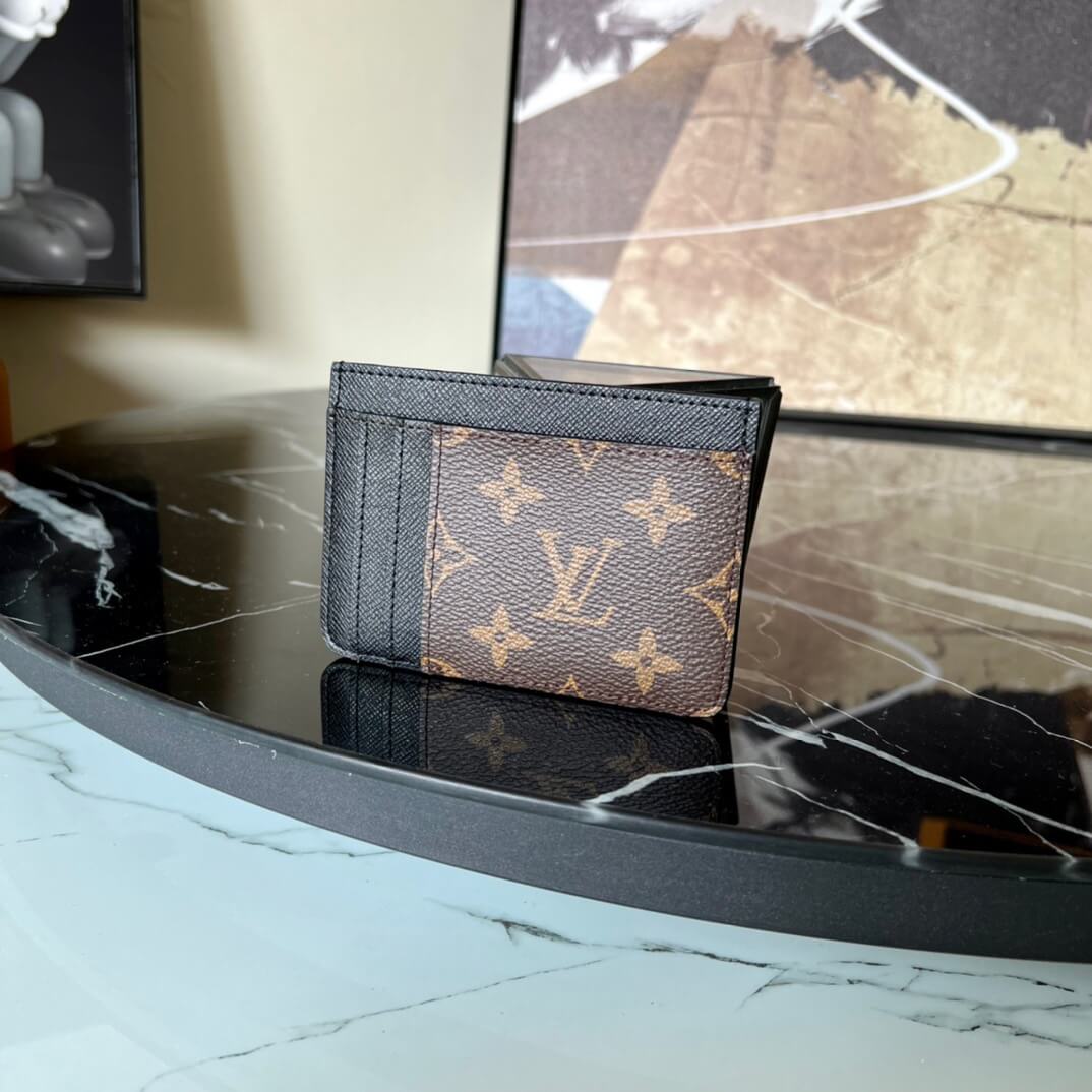 LOUIV Card Holder
