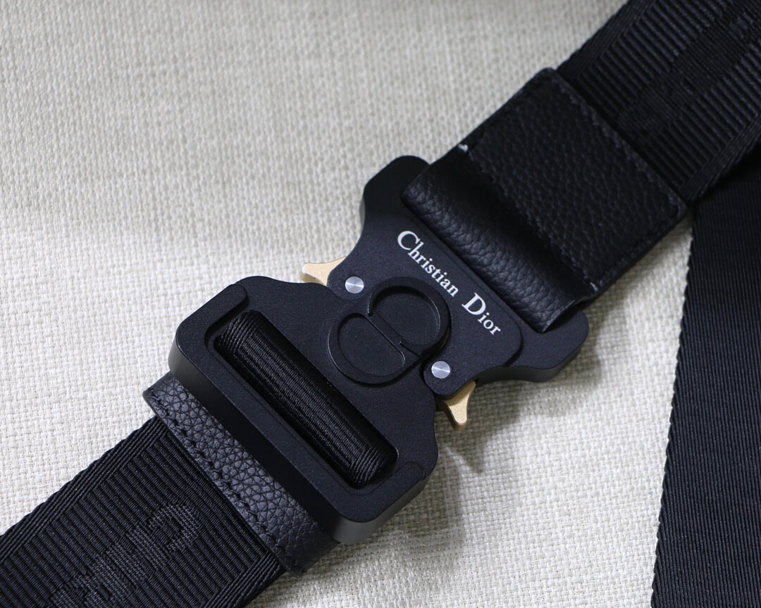 CD Saddle Homme