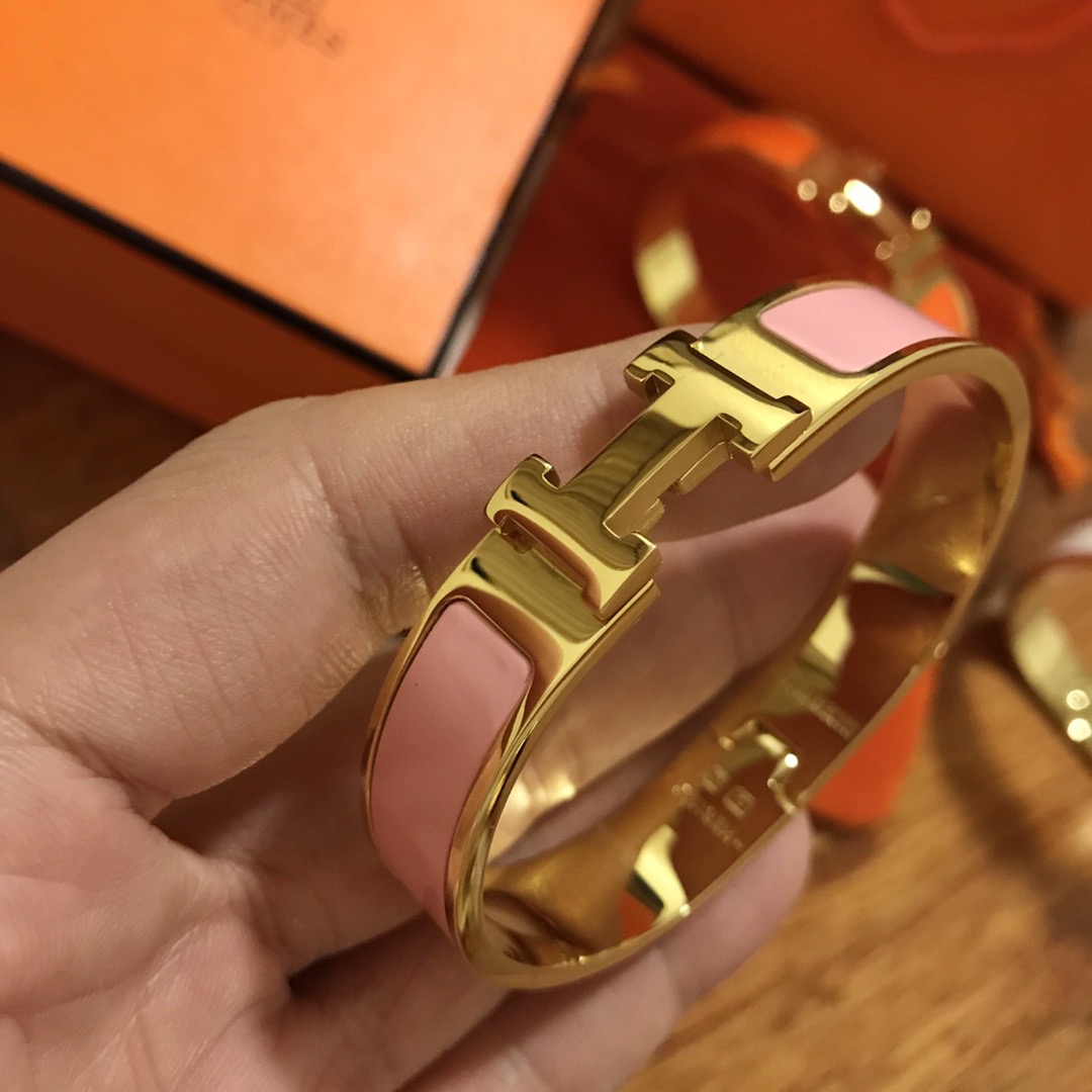 HM Bangle