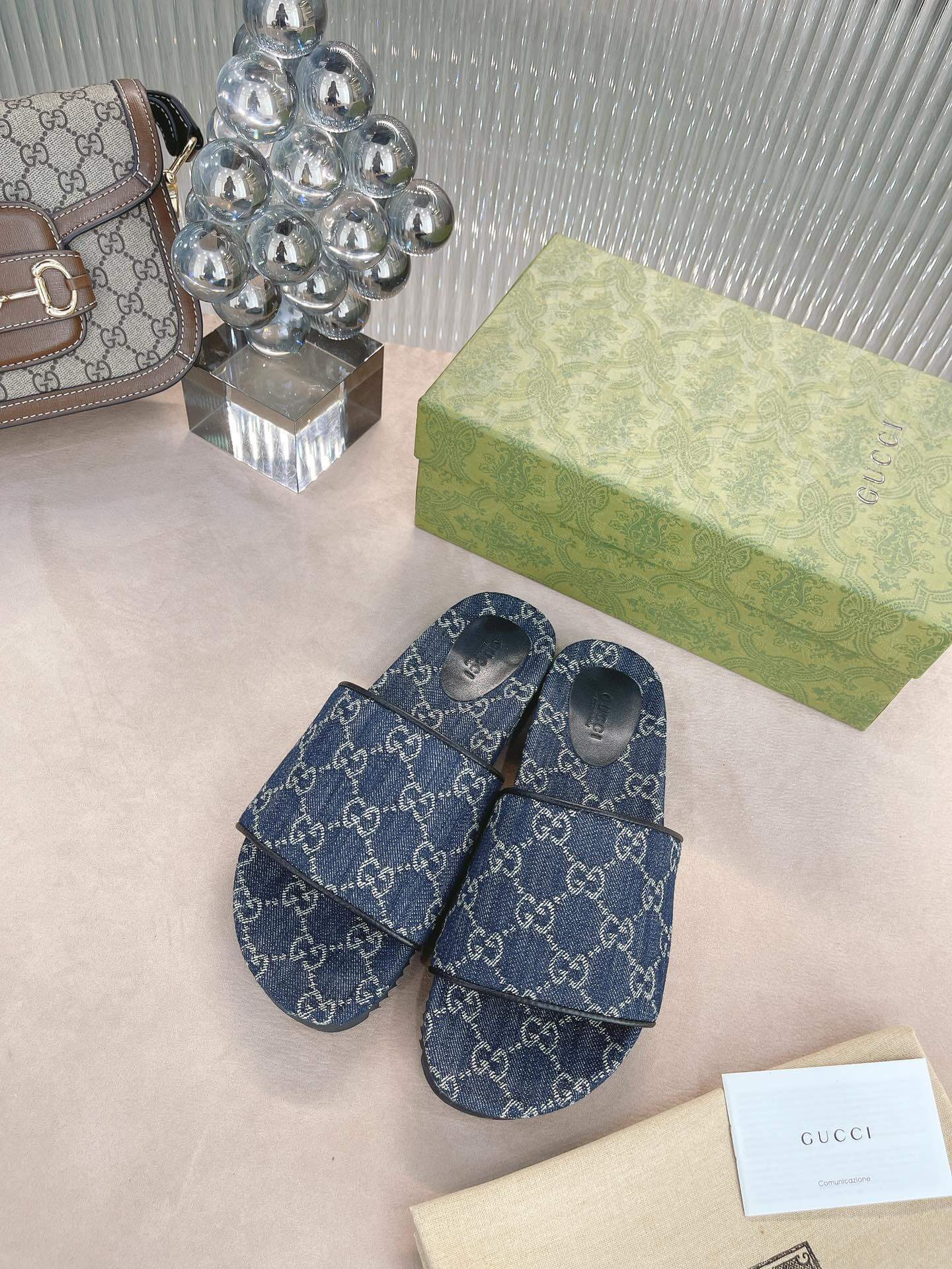 GG Slides