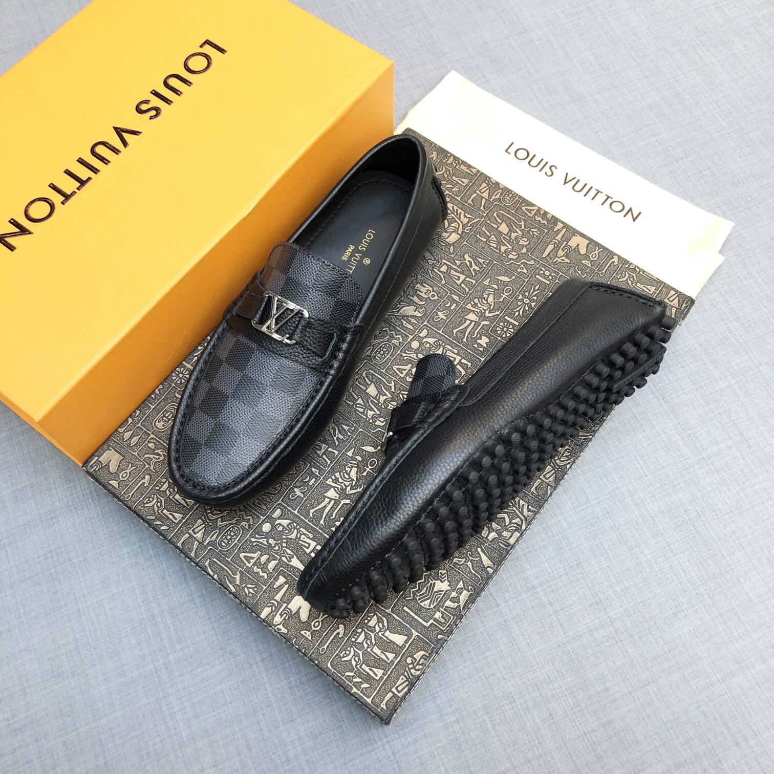 LOUIV Loafers
