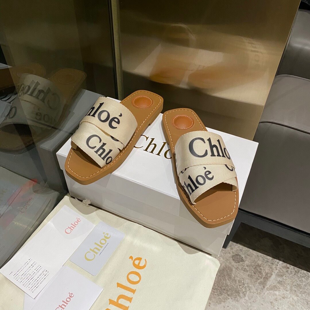 Chloe Slides