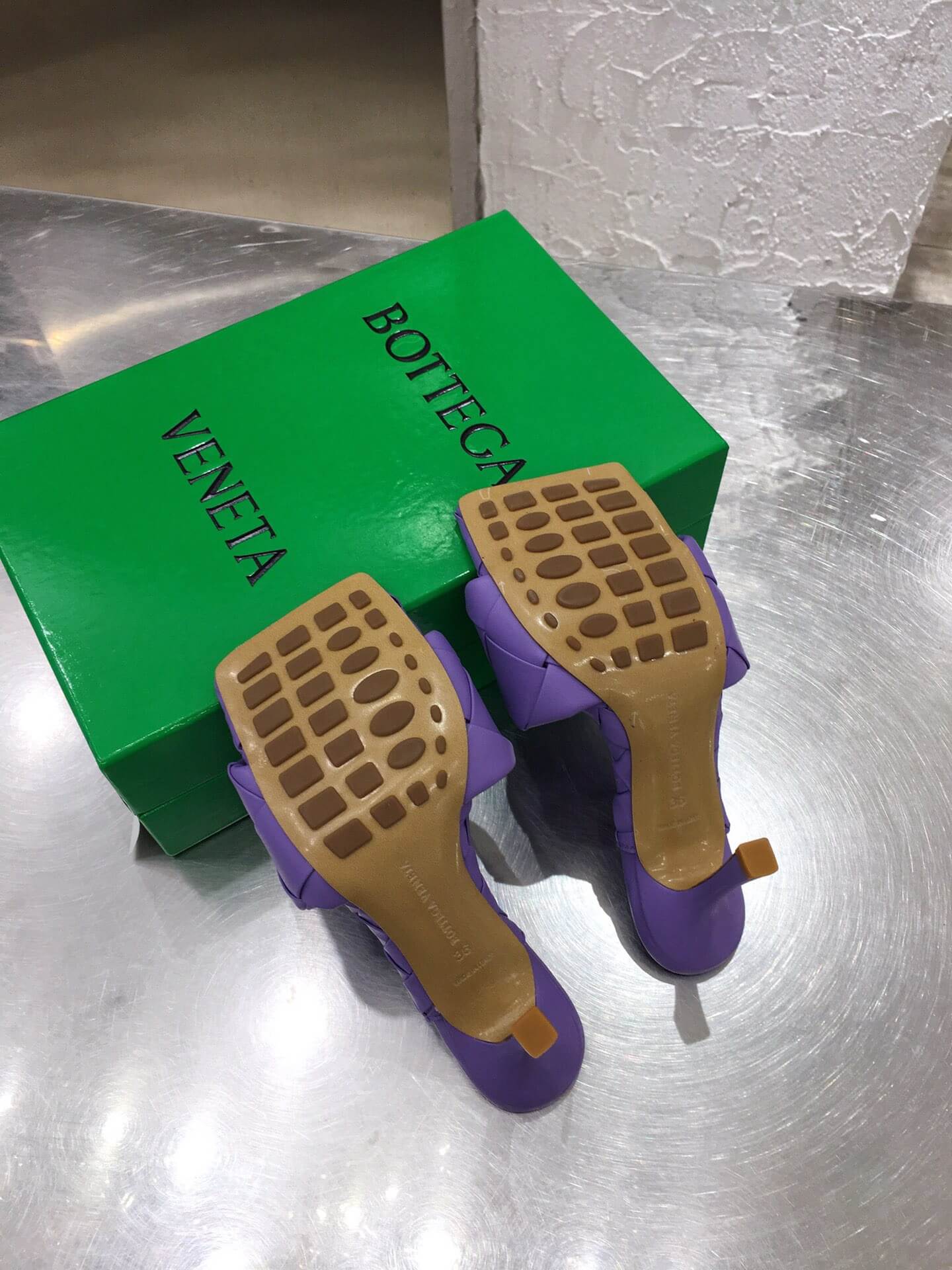 BV Heels