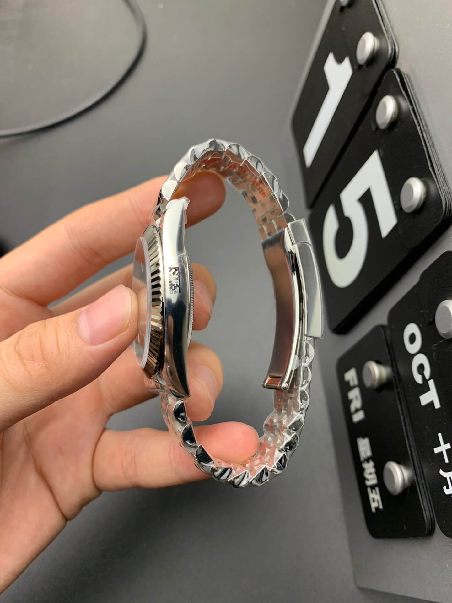 Men Women Watch
