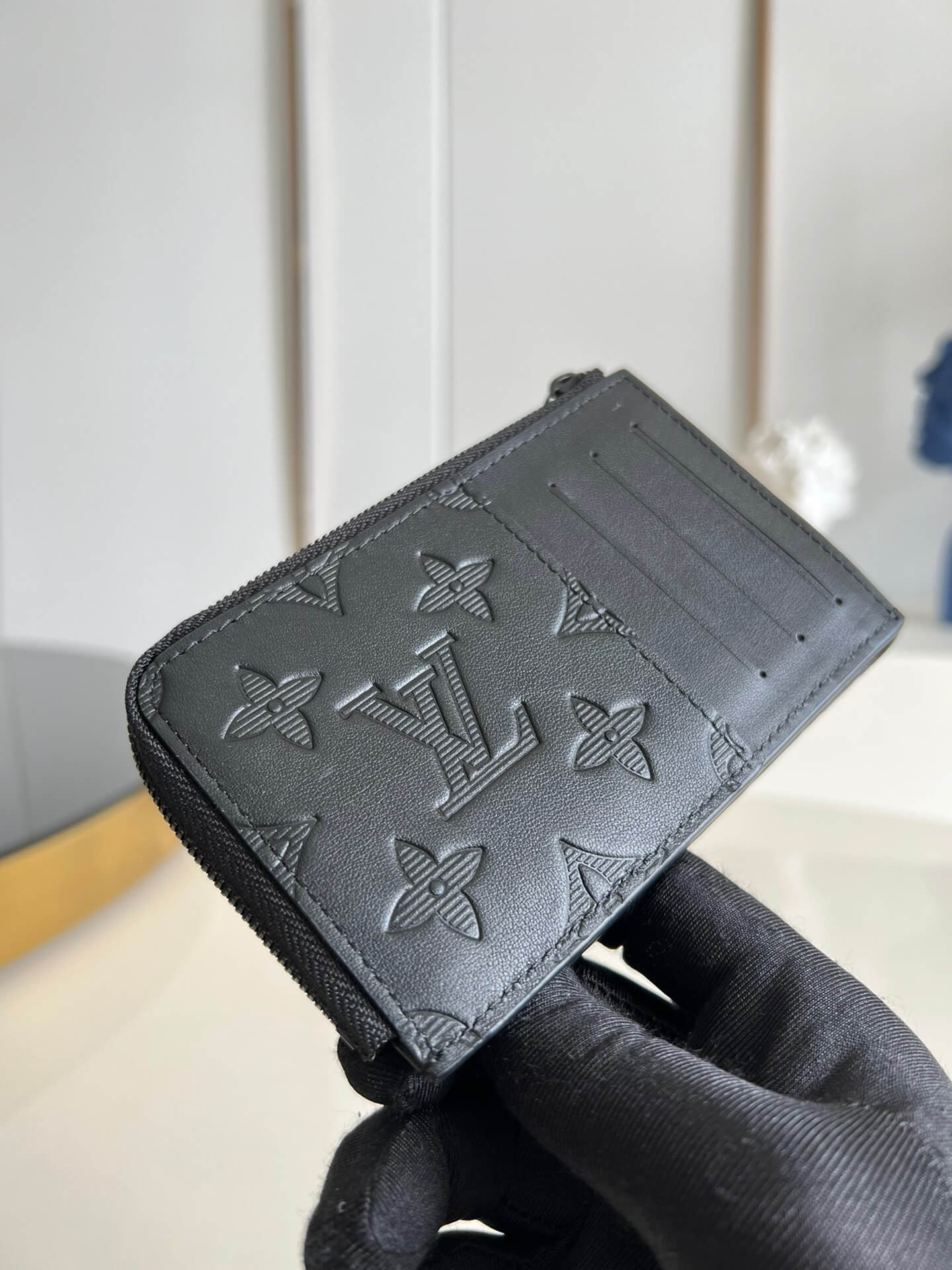 LOUIV Wallet