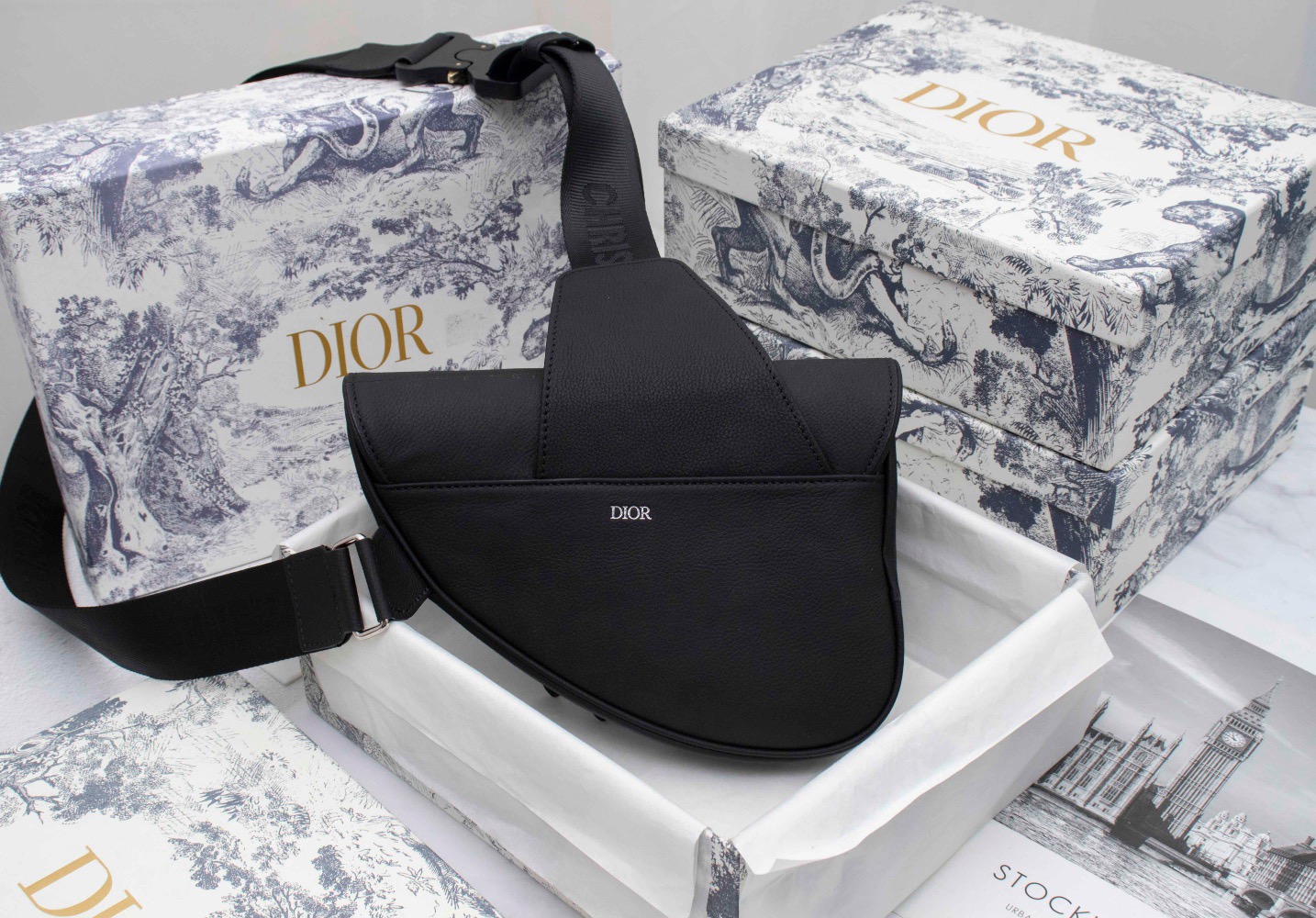 CD Saddle Homme