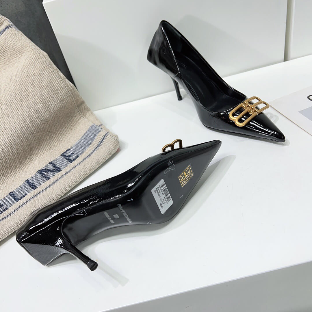 BALEN Pumps