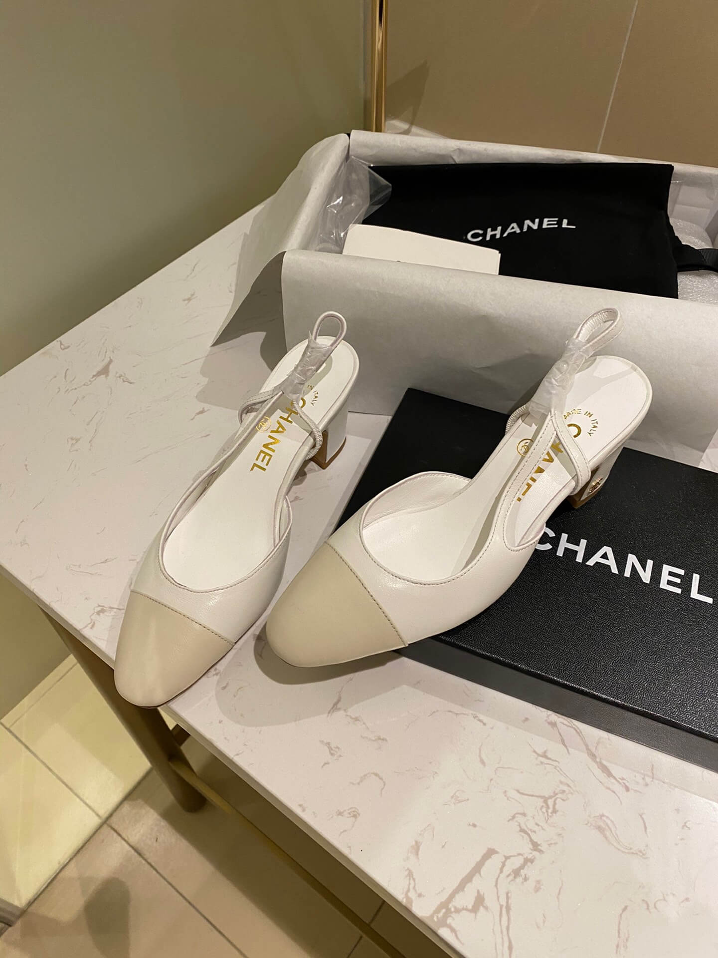 CC Slingback