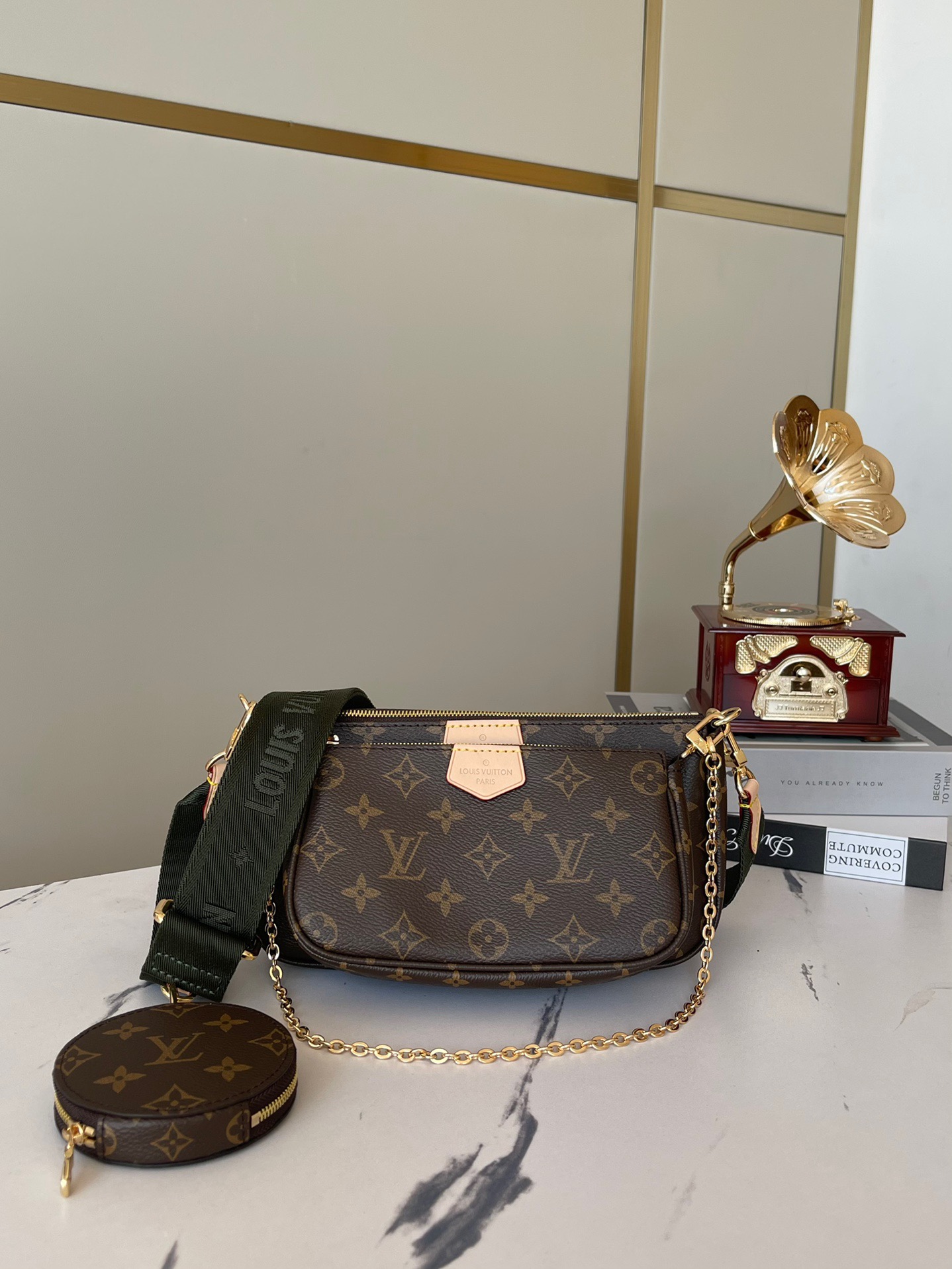 LOUIV M44813 Multi Pochette