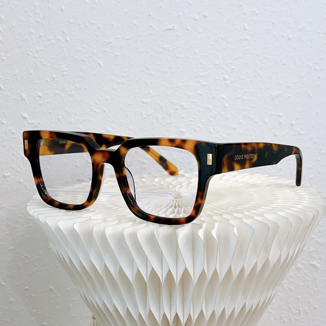 LOUIV Sunglasses