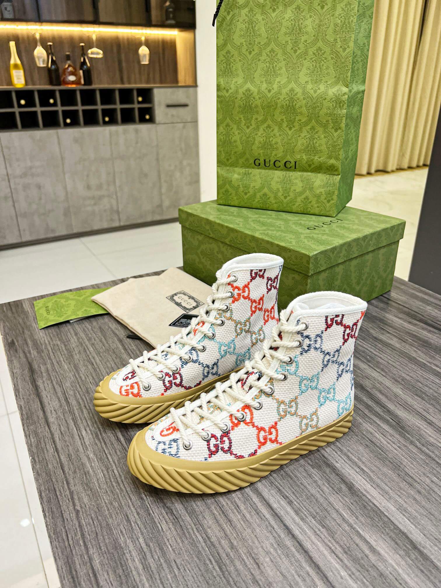 GG Sneakers