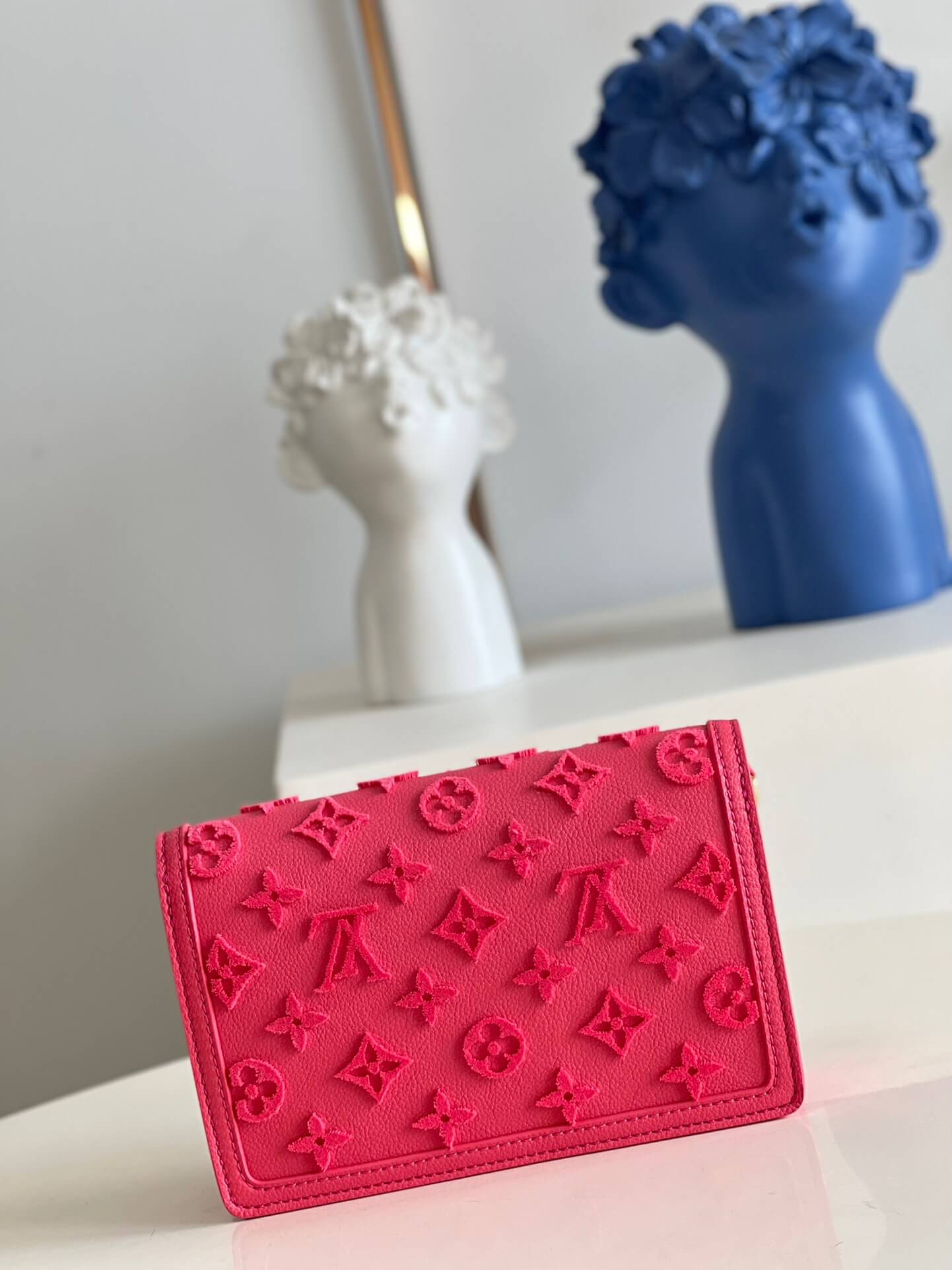 LOUIV Dauphine Woc