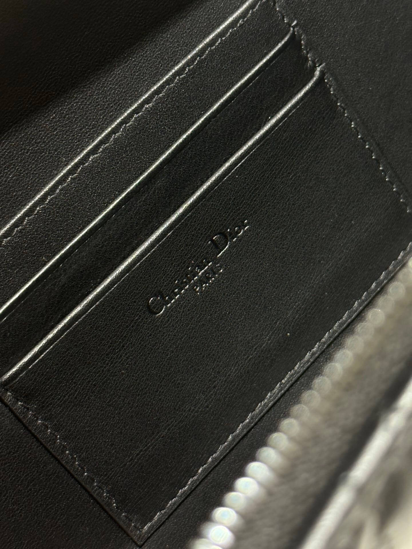 CD Caro Vanity