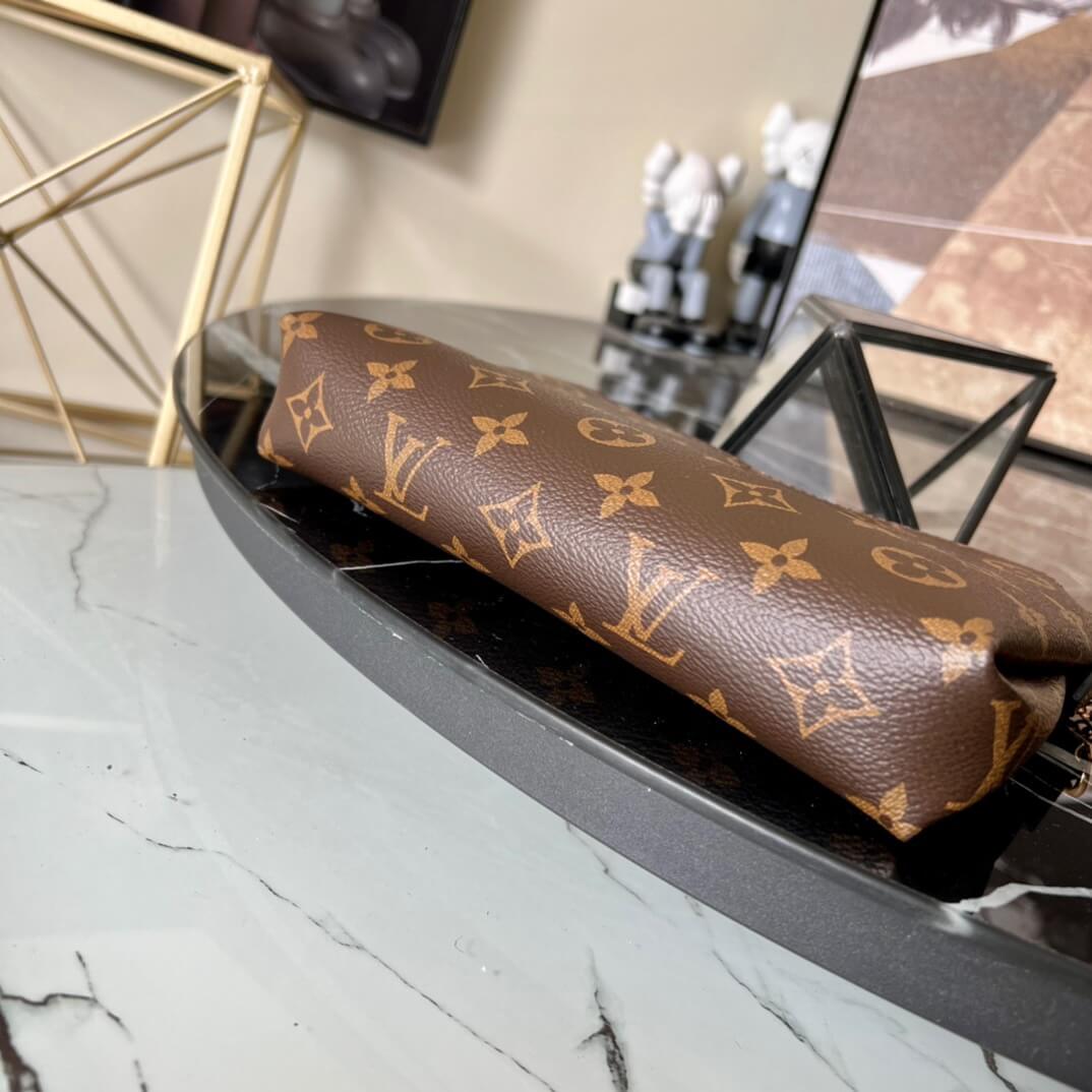 LOUIV Pallas Clutch