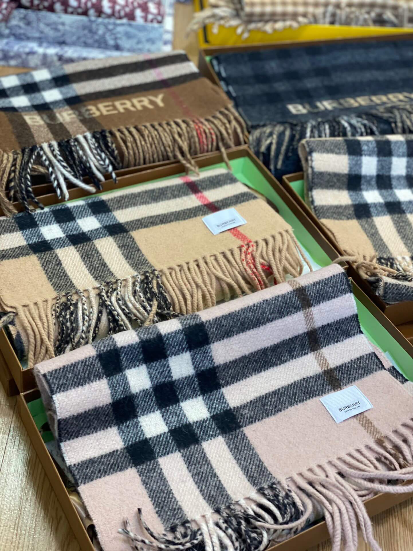 BBR Scarfs
