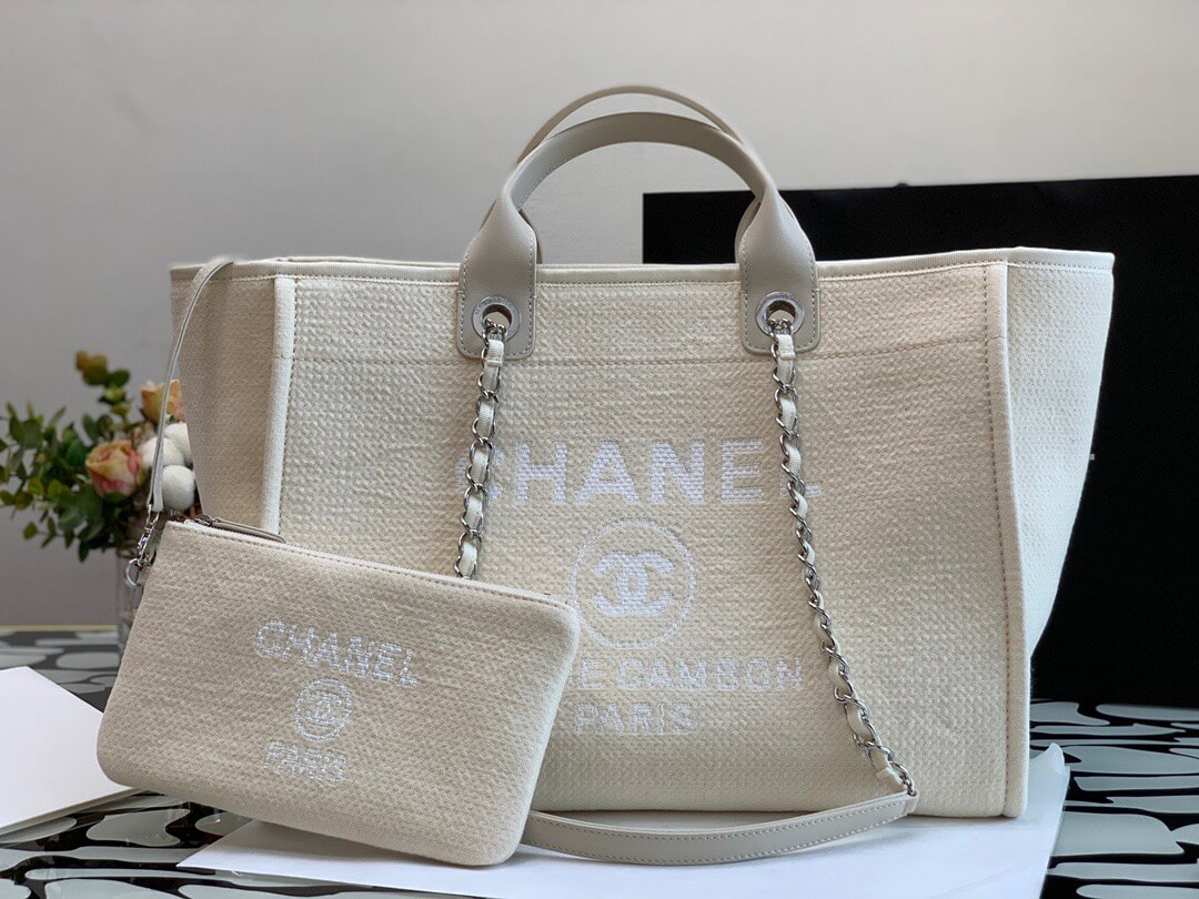 CC Medium Tote