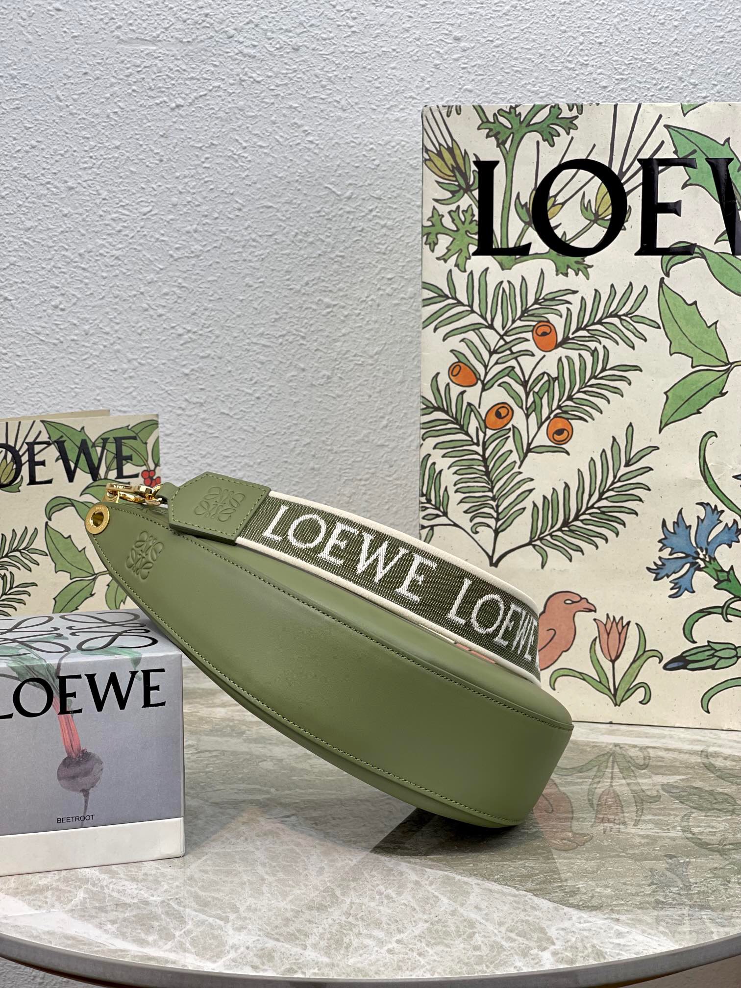LOEW Luna