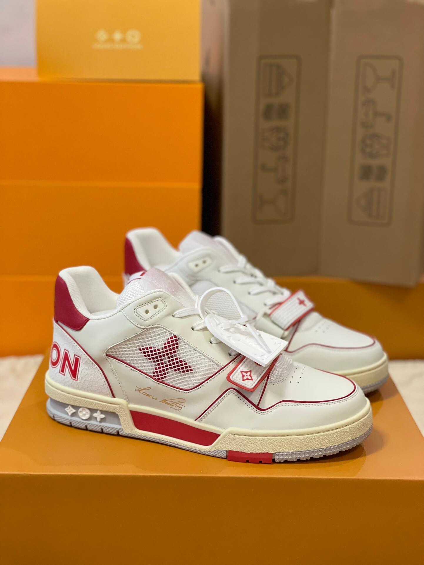 LOUIV Sneakers