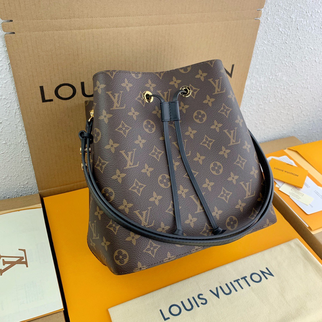 LOUIV Neonoe