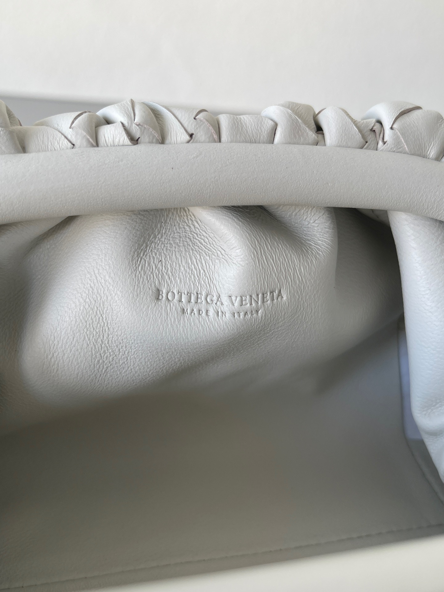 BV Pouch