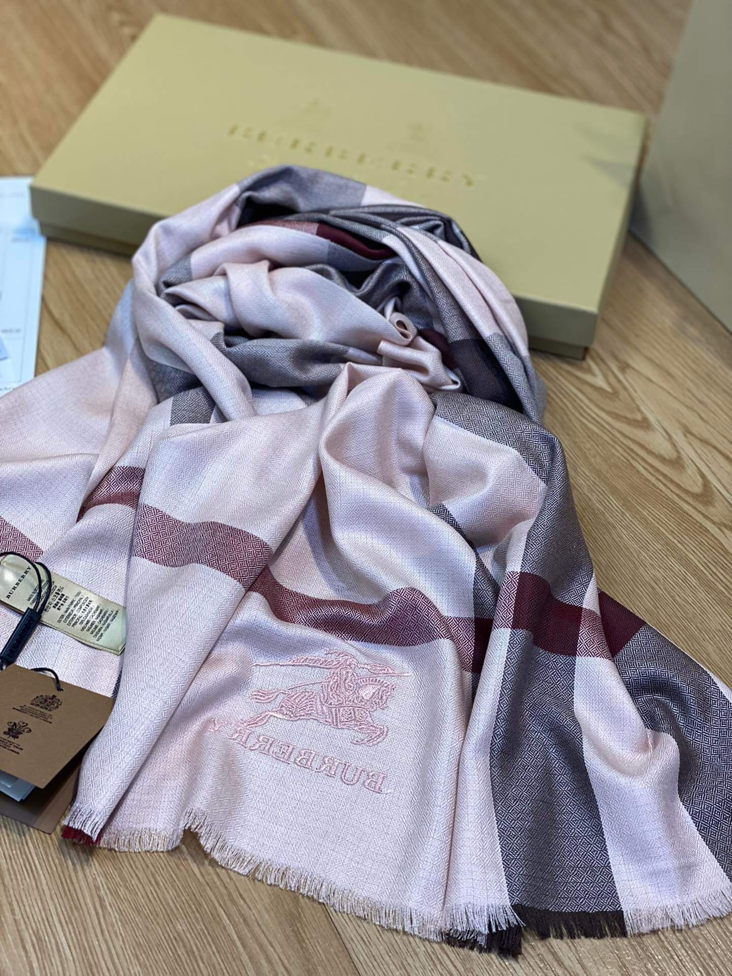 BBR Scarfs