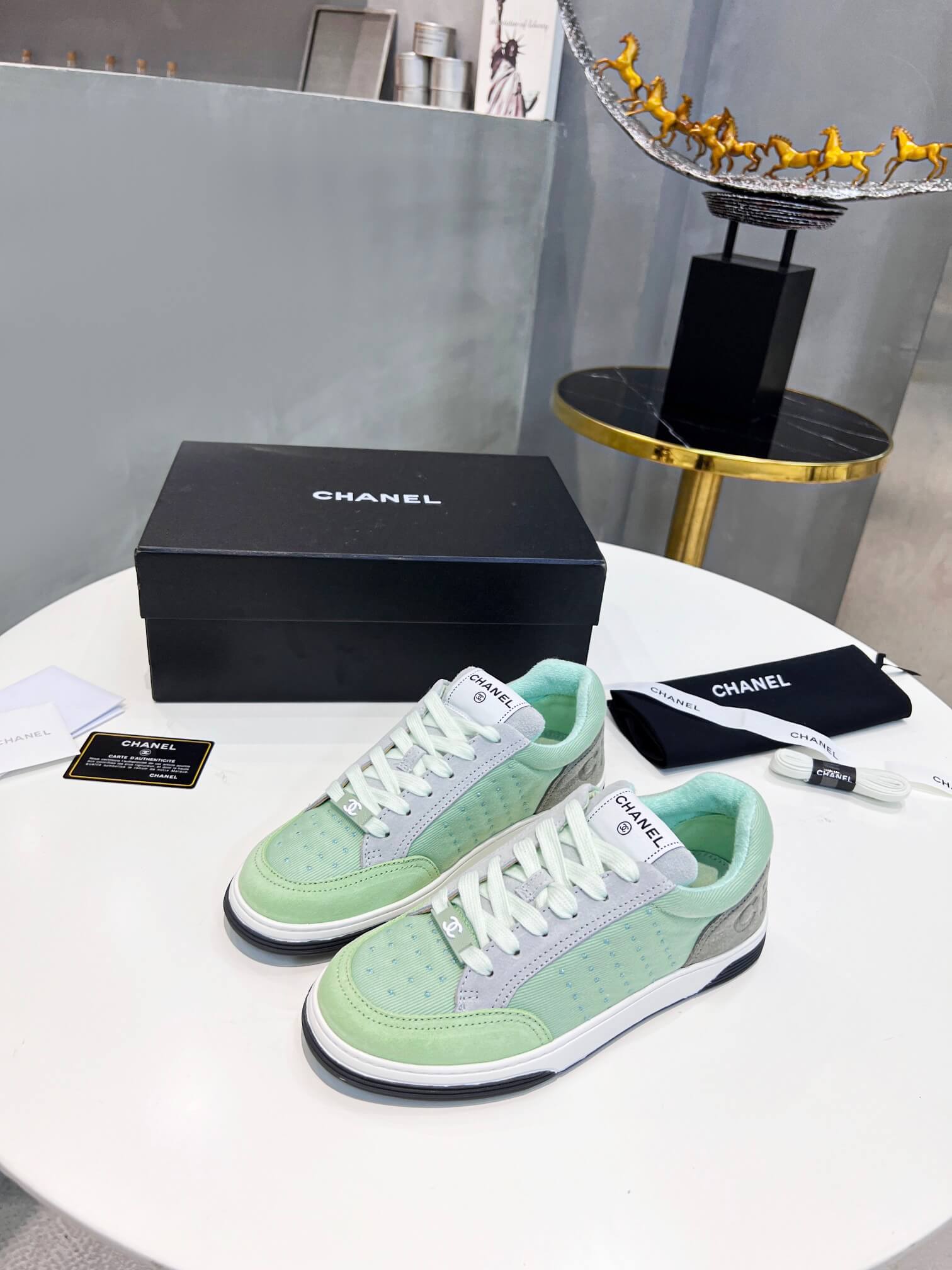 CC Sneakers