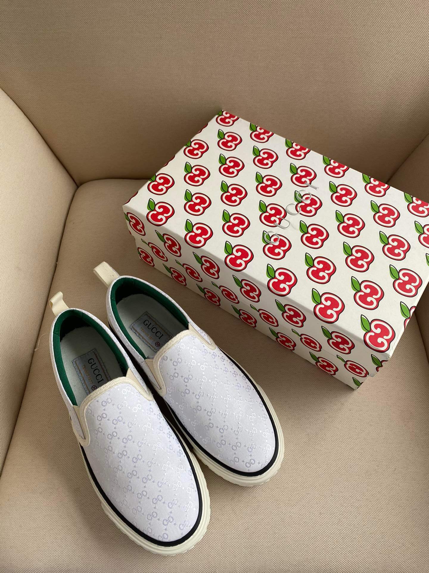 GG Slippers