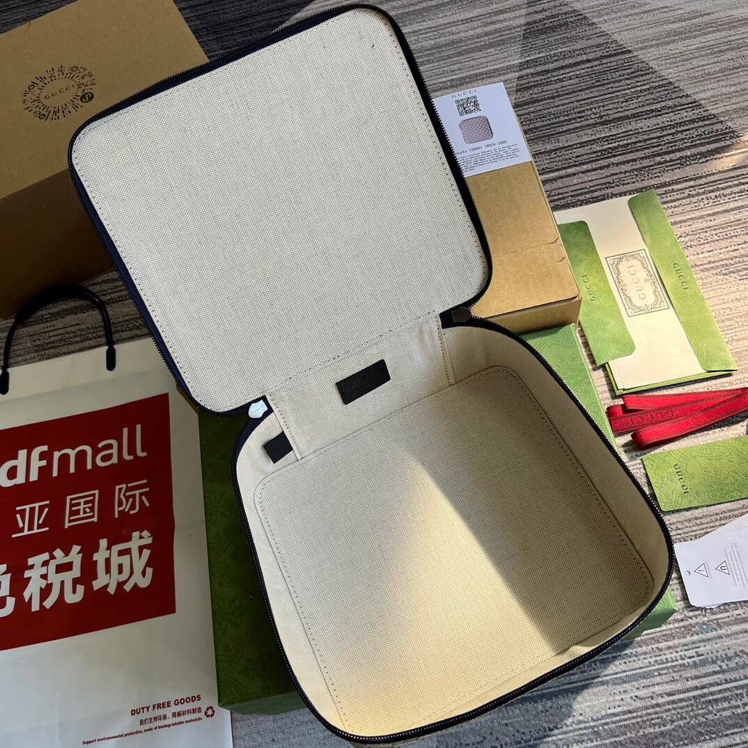 GG Supreme Medium Vanity