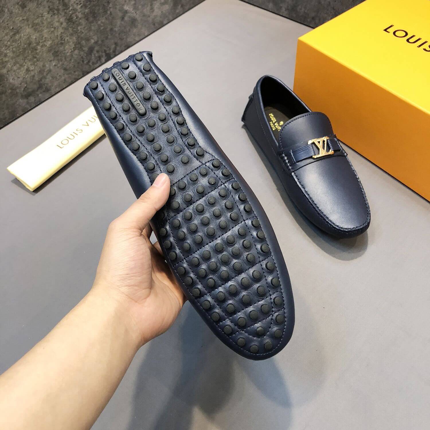 LOUIV Loafers