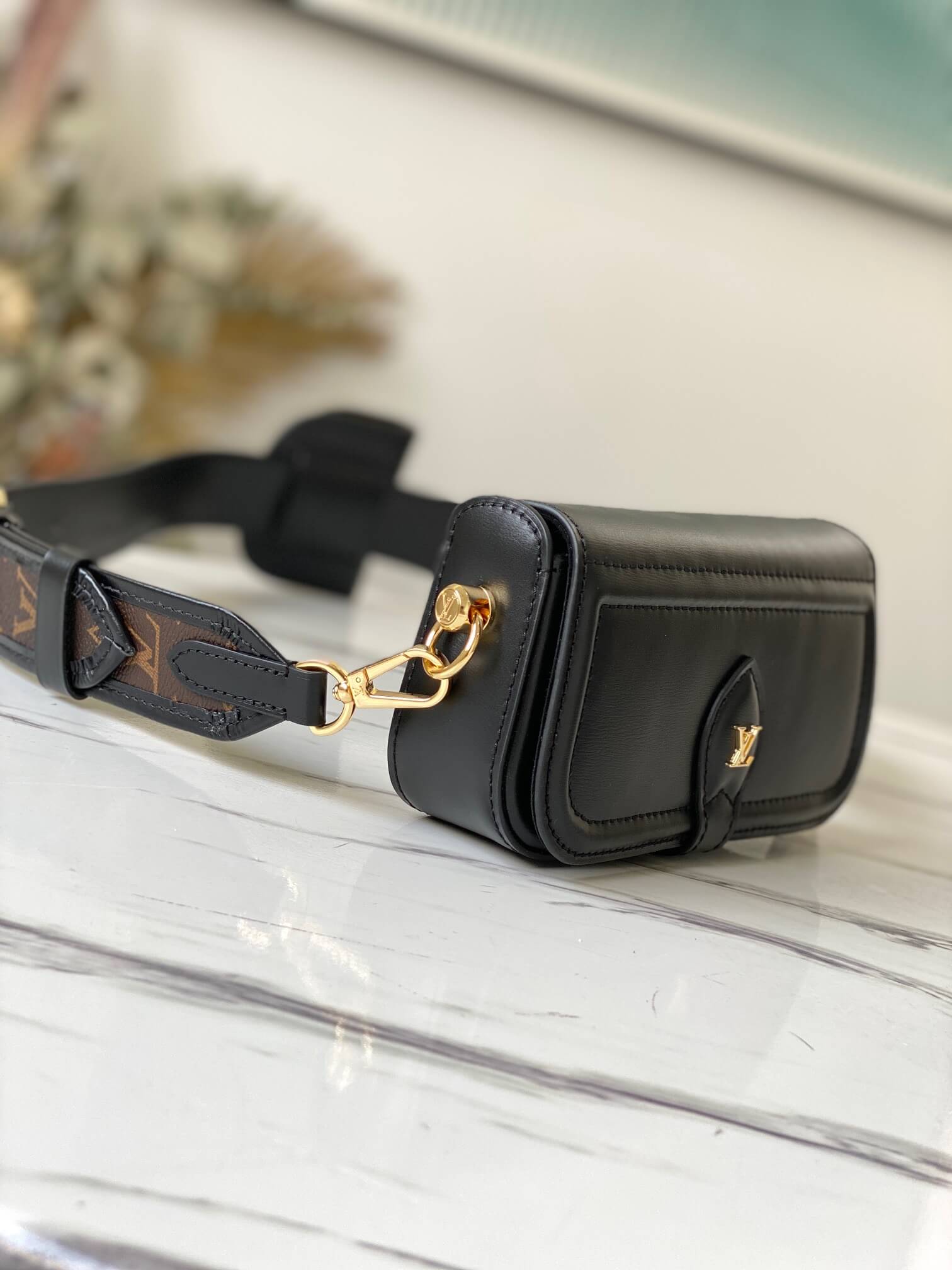 LOUIV Officer Bag
