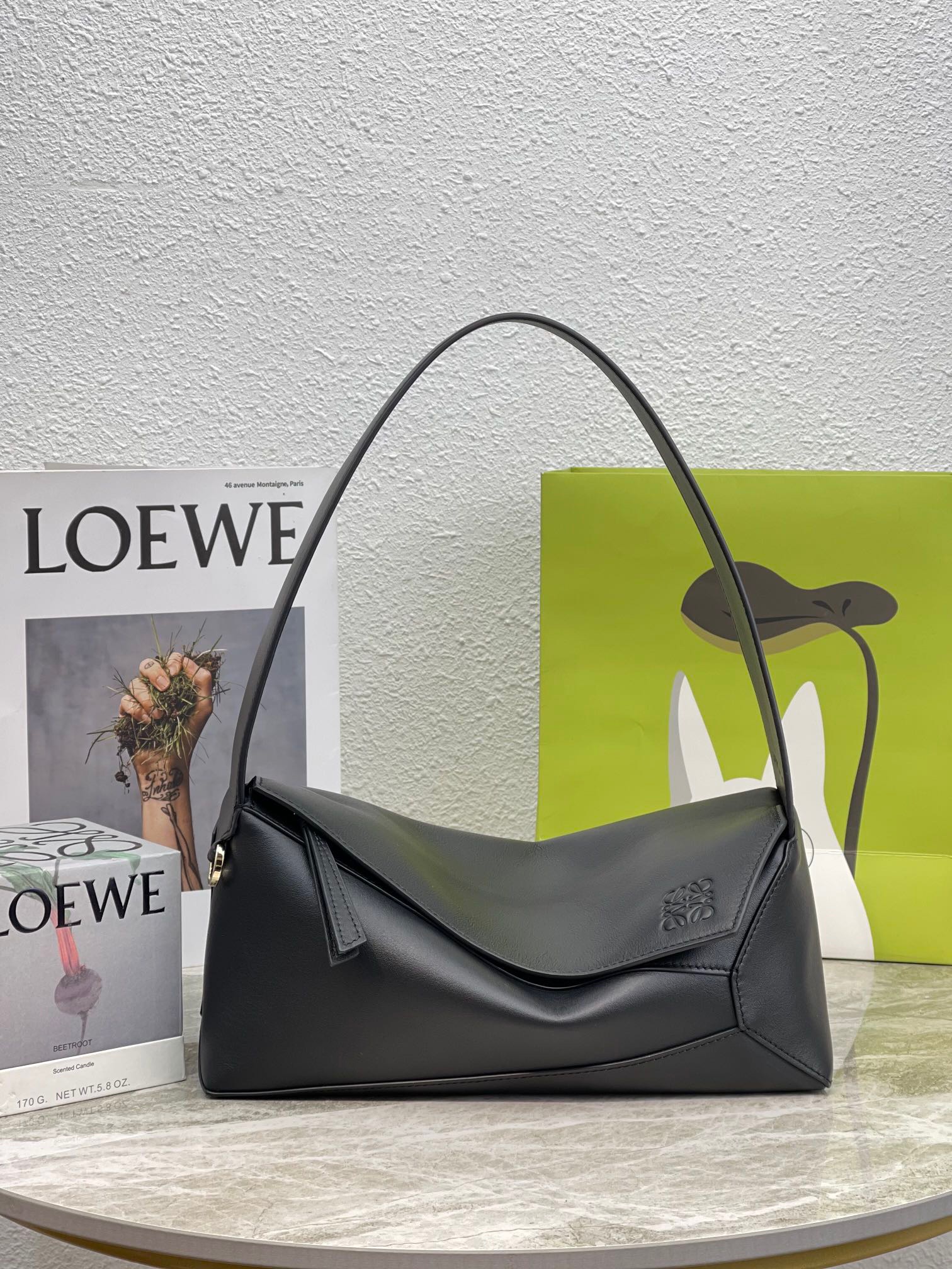 LOEW Puzzle Hobo