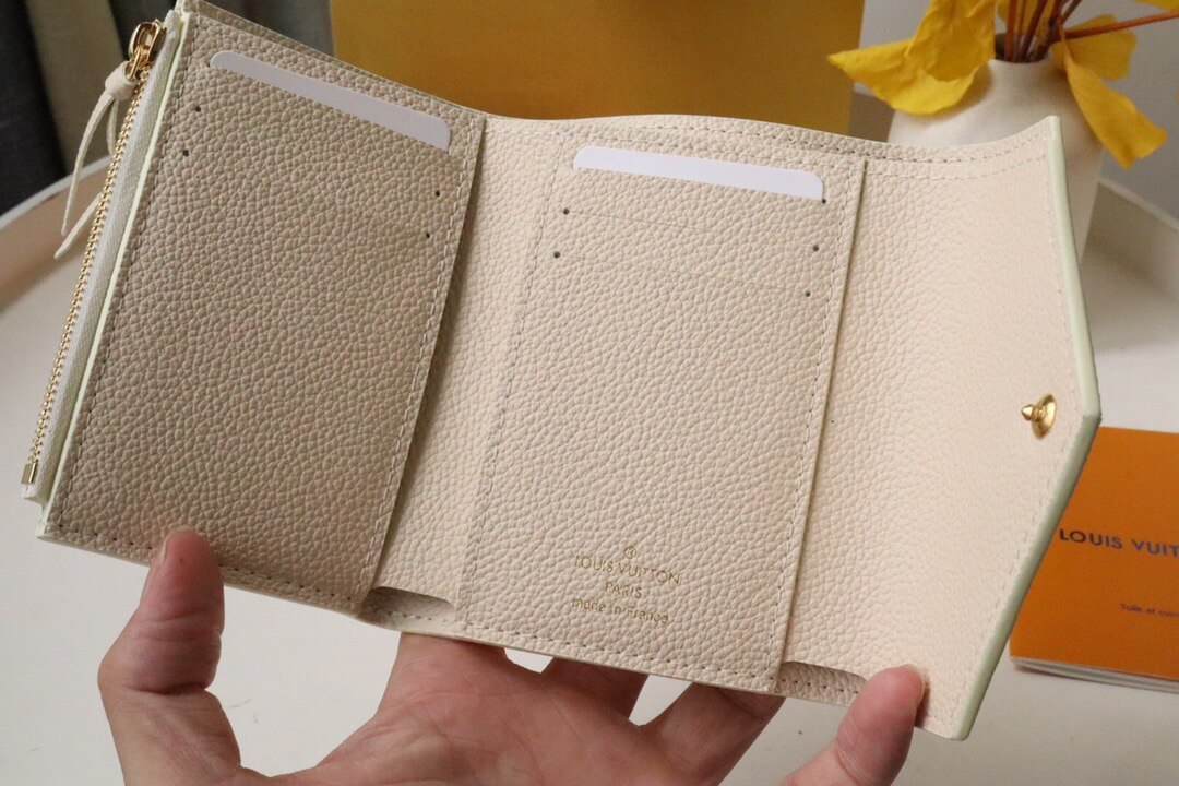 LOUIV Victorine Wallet