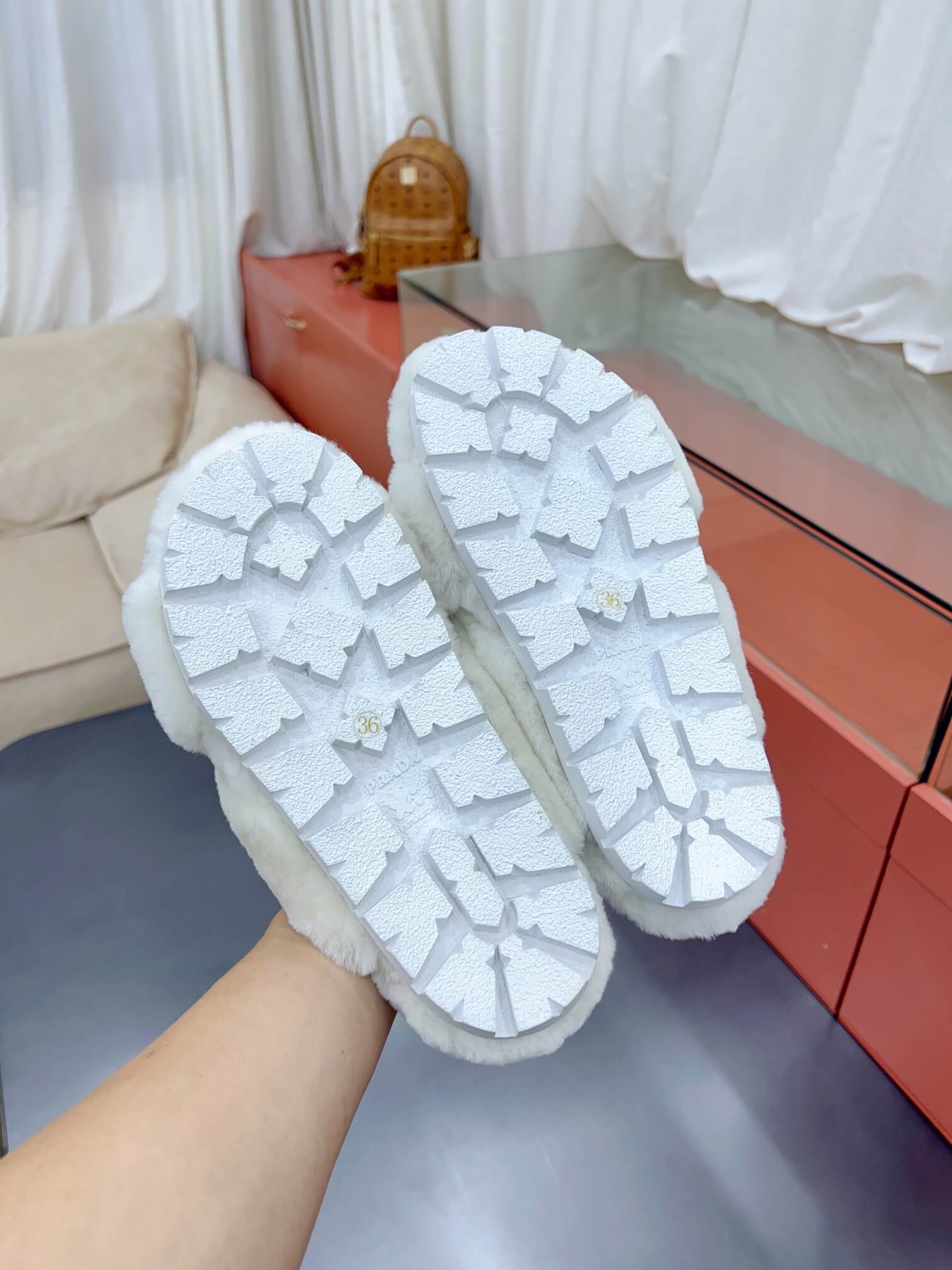 PR Fur Slides
