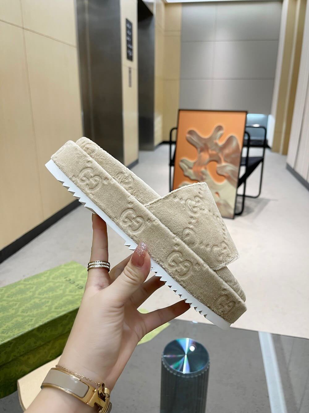 GG Chunky Slides