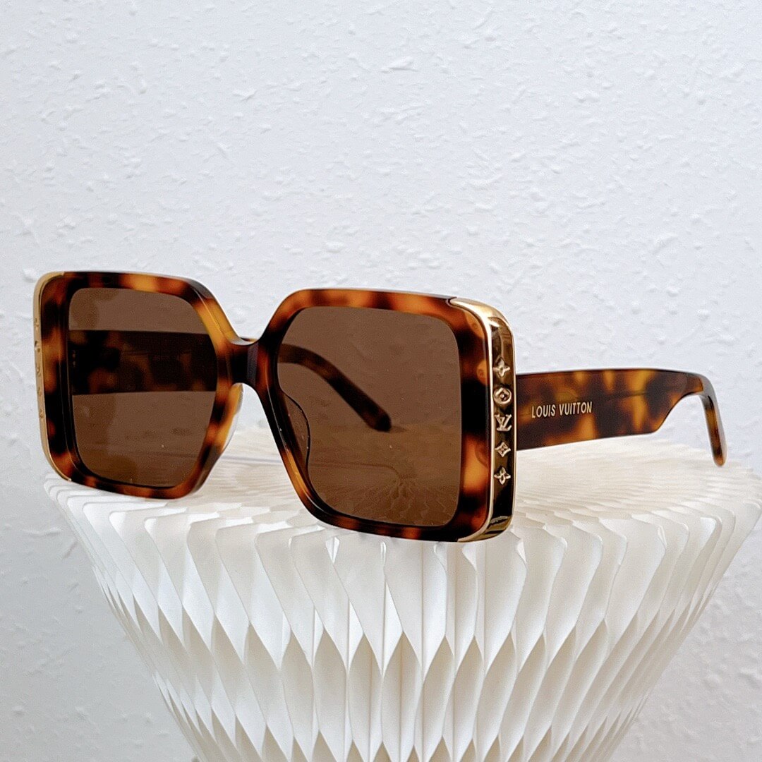 LOUIV Sunglasses