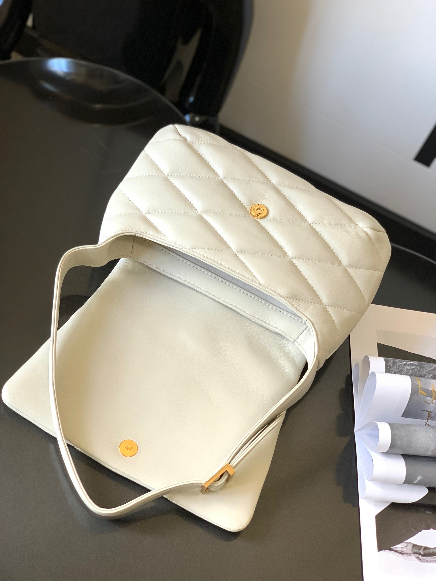 YSL Le57