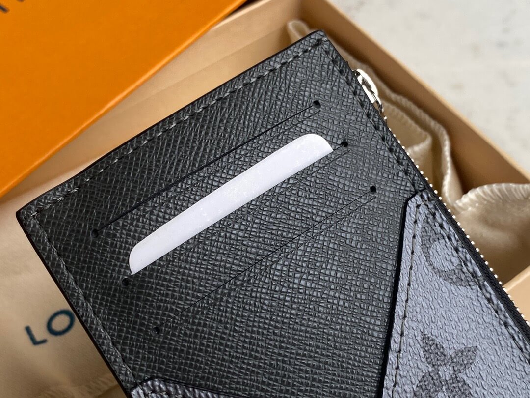 LOUIV Card Holder M30839