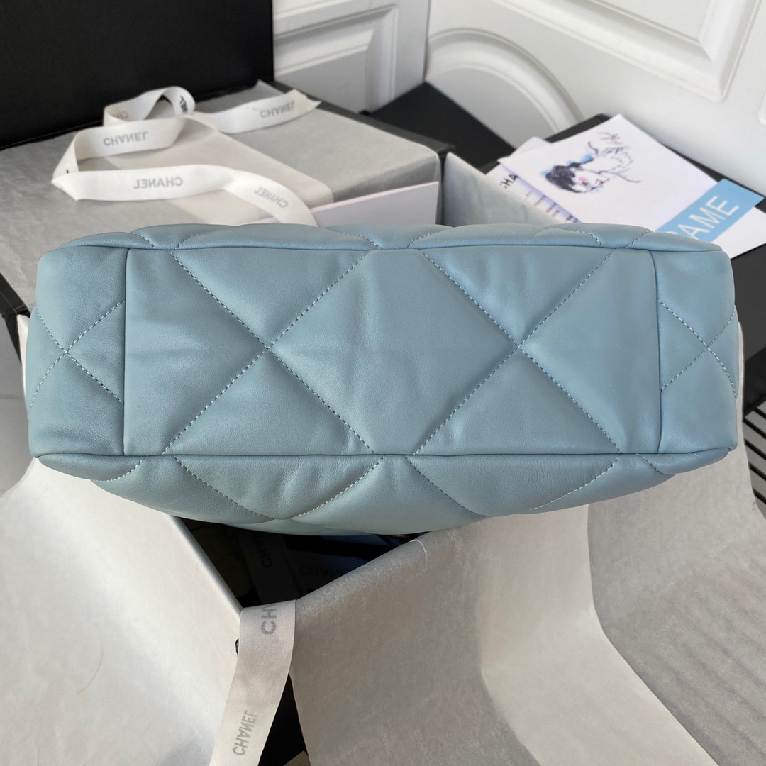 CC 19 Tote