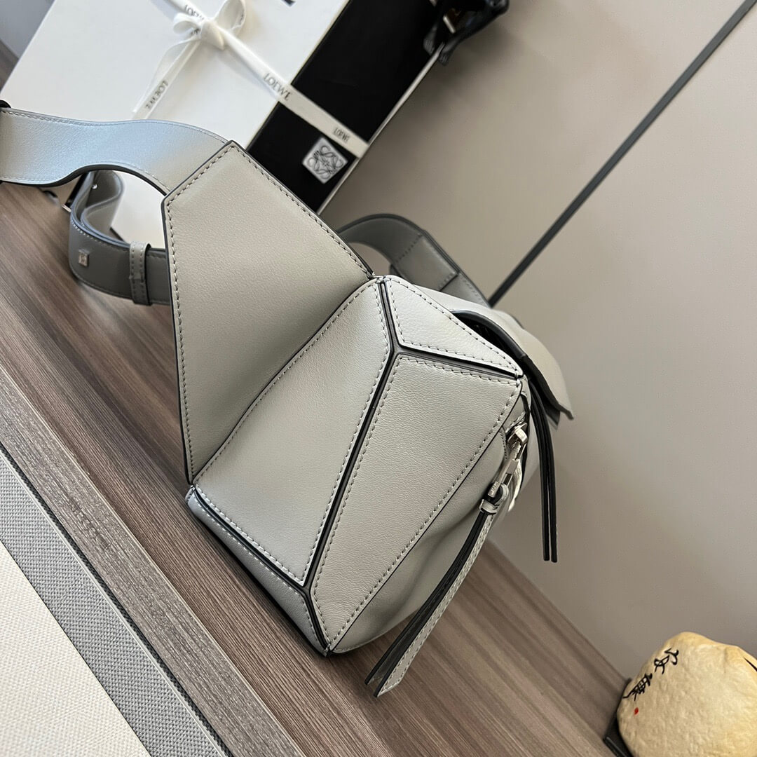 LOEW Puzzle Belt Bag