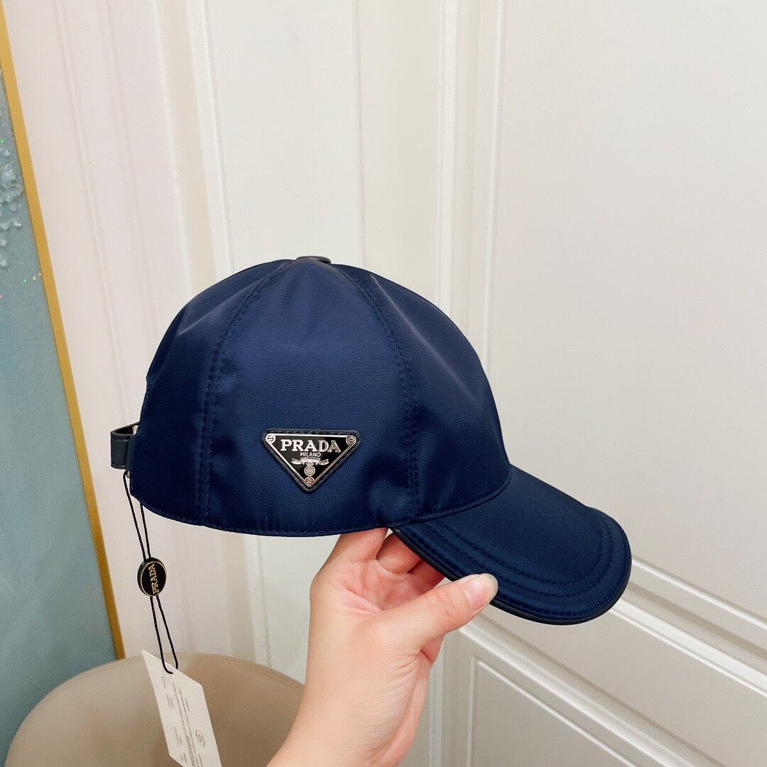 Caps