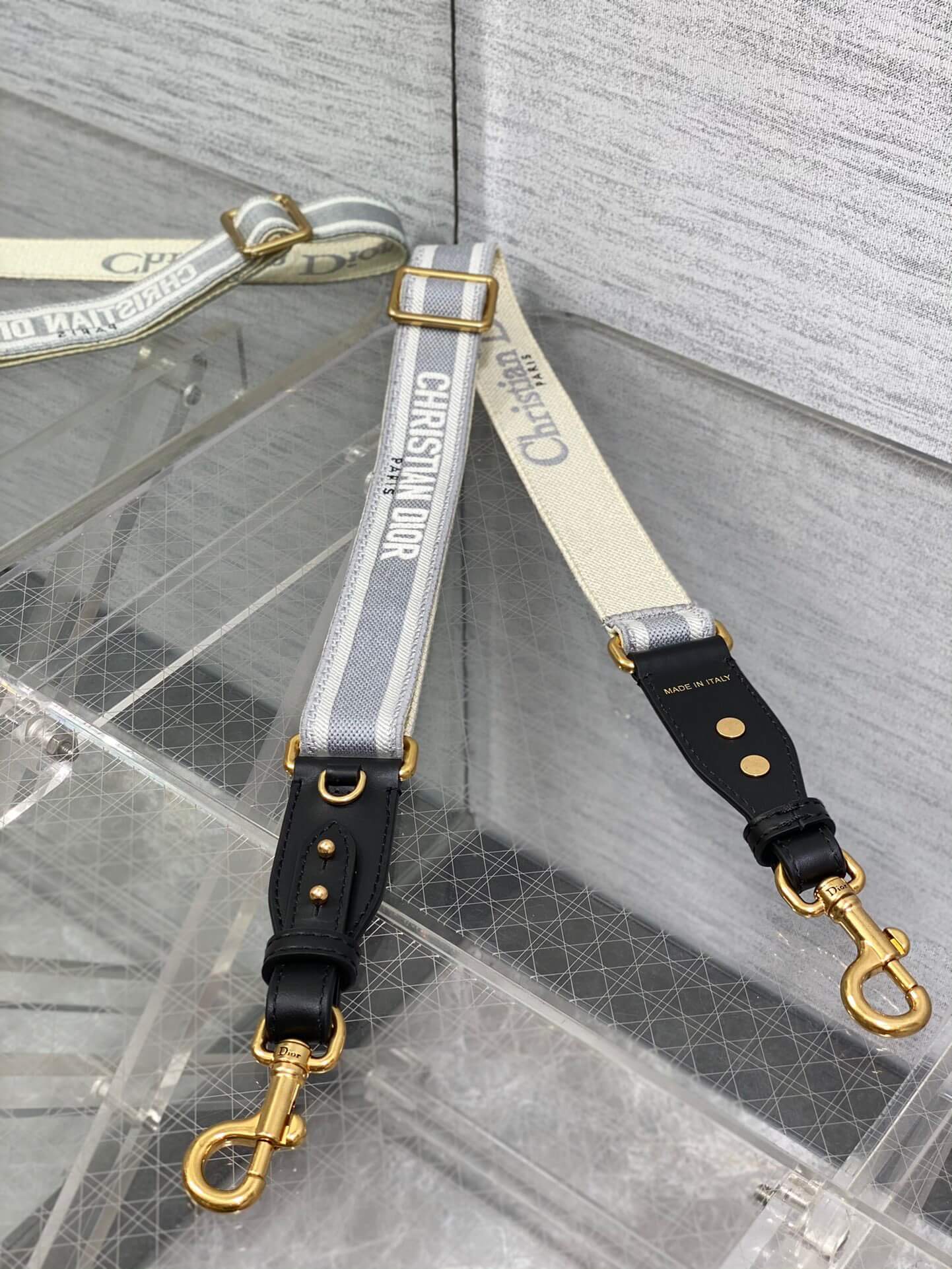 CD Strap