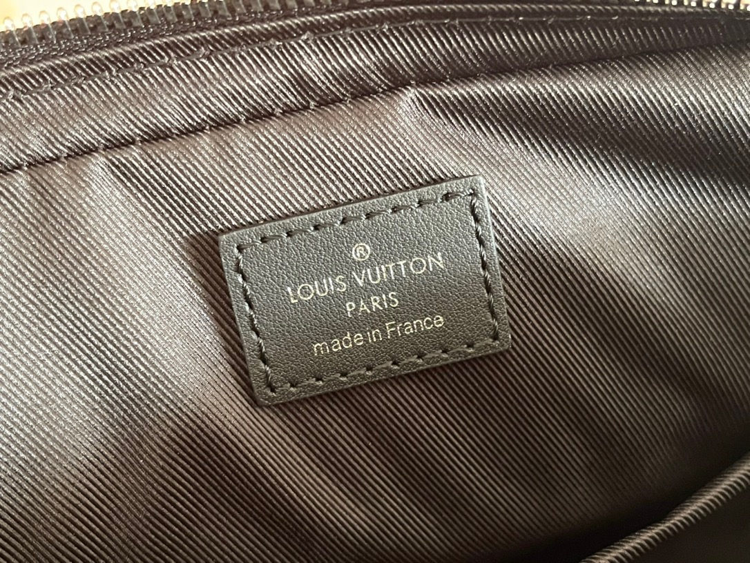 LOUIV N58040