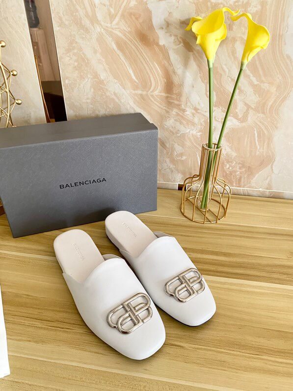 BALEN Slippers